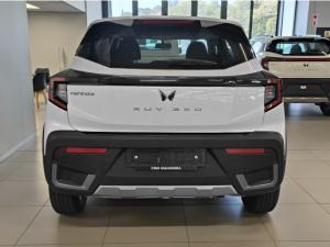 Mahindra XUV 3XO 1.2T MX2 auto - Image 4