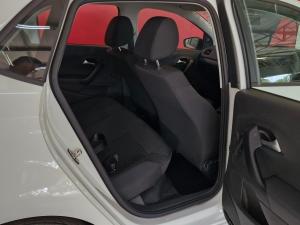 Volkswagen Polo Vivo hatch 1.4 - Image 10