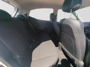 Hyundai Grand i10 1.2 Premium hatch - Image 11