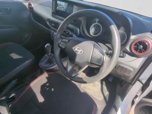 Hyundai Grand i10 1.2 Premium hatch - Image 15