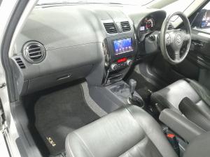 Suzuki SX4 2.0 auto - Image 11