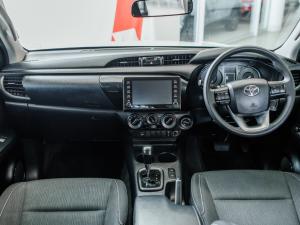 Toyota Hilux 2.4GD-6 double cab 4x4 Raider auto - Image 6