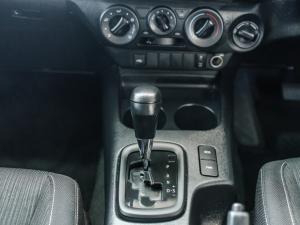Toyota Hilux 2.4GD-6 double cab 4x4 Raider auto - Image 9