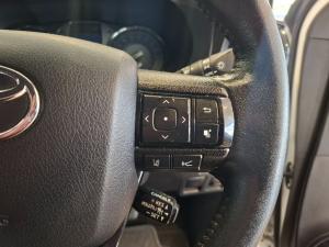 Toyota Hilux 2.8 GD-6 RB Legend 4X4 automaticD/C - Image 10