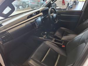 Toyota Hilux 2.8 GD-6 RB Legend 4X4 automaticD/C - Image 7