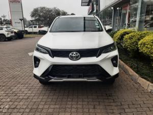 Toyota Fortuner 2.4GD-6 4X4 automatic - Image 4