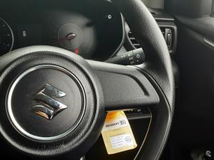 Suzuki Swift 1.2 GL - Image 10