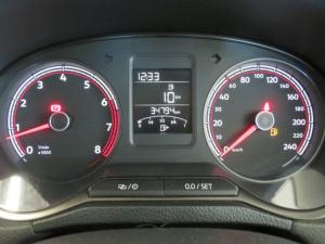 Volkswagen Polo Vivo 1.4 - Image 10