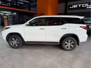 Toyota Fortuner 2.4GD-6 Raised Body automatic - Image 10