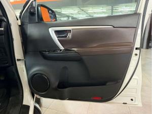 Toyota Fortuner 2.4GD-6 Raised Body automatic - Image 11