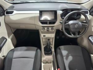 Renault Triber 1.0 Evolution - Image 5