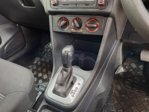 Volkswagen Polo Vivo hatch 1.6 Comfortline auto - Image 15