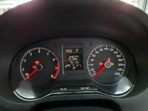 Volkswagen Polo Vivo hatch 1.6 Comfortline auto - Image 18