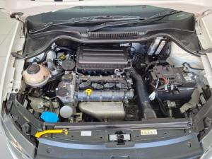 Volkswagen Polo Vivo hatch 1.6 Comfortline auto - Image 19