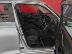 Suzuki Swift 1.2 GL - Image 11