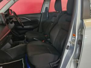 Suzuki Swift 1.2 GL - Image 14