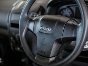 Isuzu D-Max Gen 6 250c single cab Fleetside - Image 5