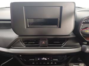 Suzuki Swift 1.2 GL - Image 17