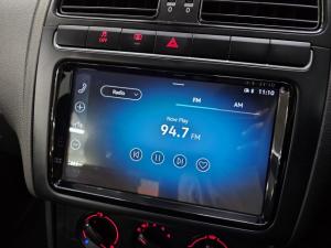 Volkswagen Polo Vivo hatch 1.6 Life - Image 7