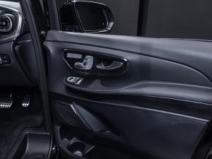 Mercedes-Benz V-Class V300d Exclusive - Image 16