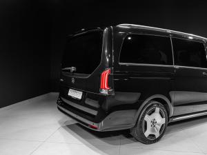 Mercedes-Benz V-Class V300d Exclusive - Image 21