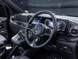 Mercedes-Benz V-Class V300d Exclusive - Image 9