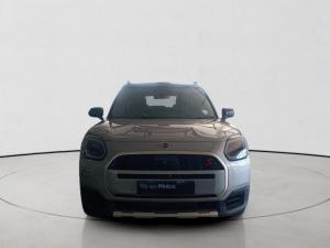 MINI Countryman S ALL4 - Image 2