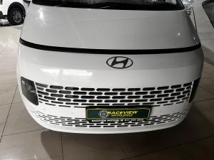 Hyundai Staria 2.2D Executive 9-seater - Image 2