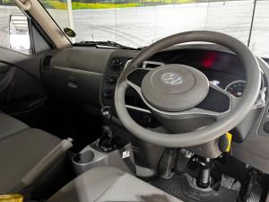 Hyundai H-100 Bakkie 2.6D deck - Image 5