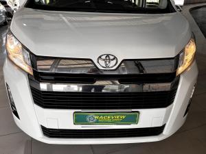Toyota Quantum 2.8 LWB bus 11-seater GL - Image 3