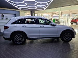 Mercedes-Benz GLC GLC250d 4Matic - Image 6