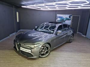 Alfa Romeo Giulia 2.0T Veloce - Image 1