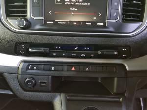 Opel Zafira Life 2.0TD Edition - Image 24