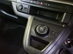 Opel Zafira Life 2.0TD Edition - Image 8