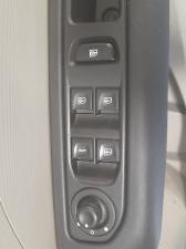 Renault Triber 1.0 Prestige - Image 26