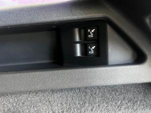 Land Rover Discovery Sport D200 Urban Edition - Image 21