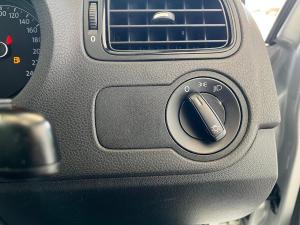 Volkswagen Polo Vivo hatch 1.4 Trendline - Image 30