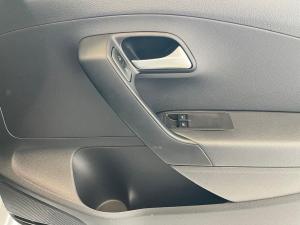 Volkswagen Polo Vivo hatch 1.4 Trendline - Image 7