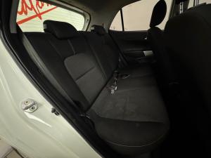 Kia Picanto 1.0 Street auto - Image 16