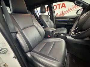 Toyota Hilux 2.8GD-6 48V double cab 4x4 Legend RS - Image 15
