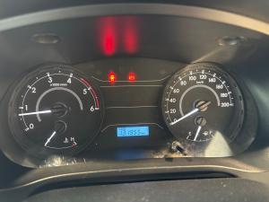 Toyota Hilux 2.4GD single cab S - Image 10