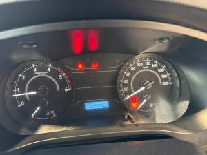 Toyota Hilux 2.4GD single cab S - Image 9