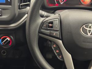 Toyota Vitz 1.0 XR manual - Image 9