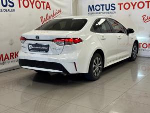 Toyota Corolla 1.8 Hybrid XS - Image 2