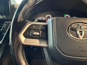 Toyota Land Cruiser 300 3.3D GX-R - Image 9