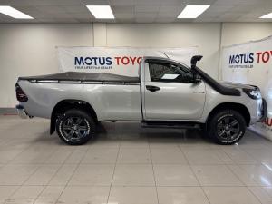 Toyota Hilux 2.4GD-6 single cab Raider manual - Image 3