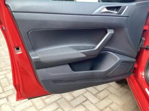 Volkswagen Taigo 1.0TSI R-Line - Image 25