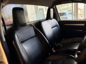 Toyota Hilux 2.4GD single cab S - Image 10