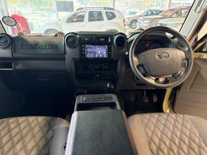Toyota Land Cruiser 79 4.0 V6 double cab - Image 6