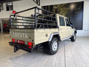 Toyota Land Cruiser 79 4.0 V6 double cab - Image 2